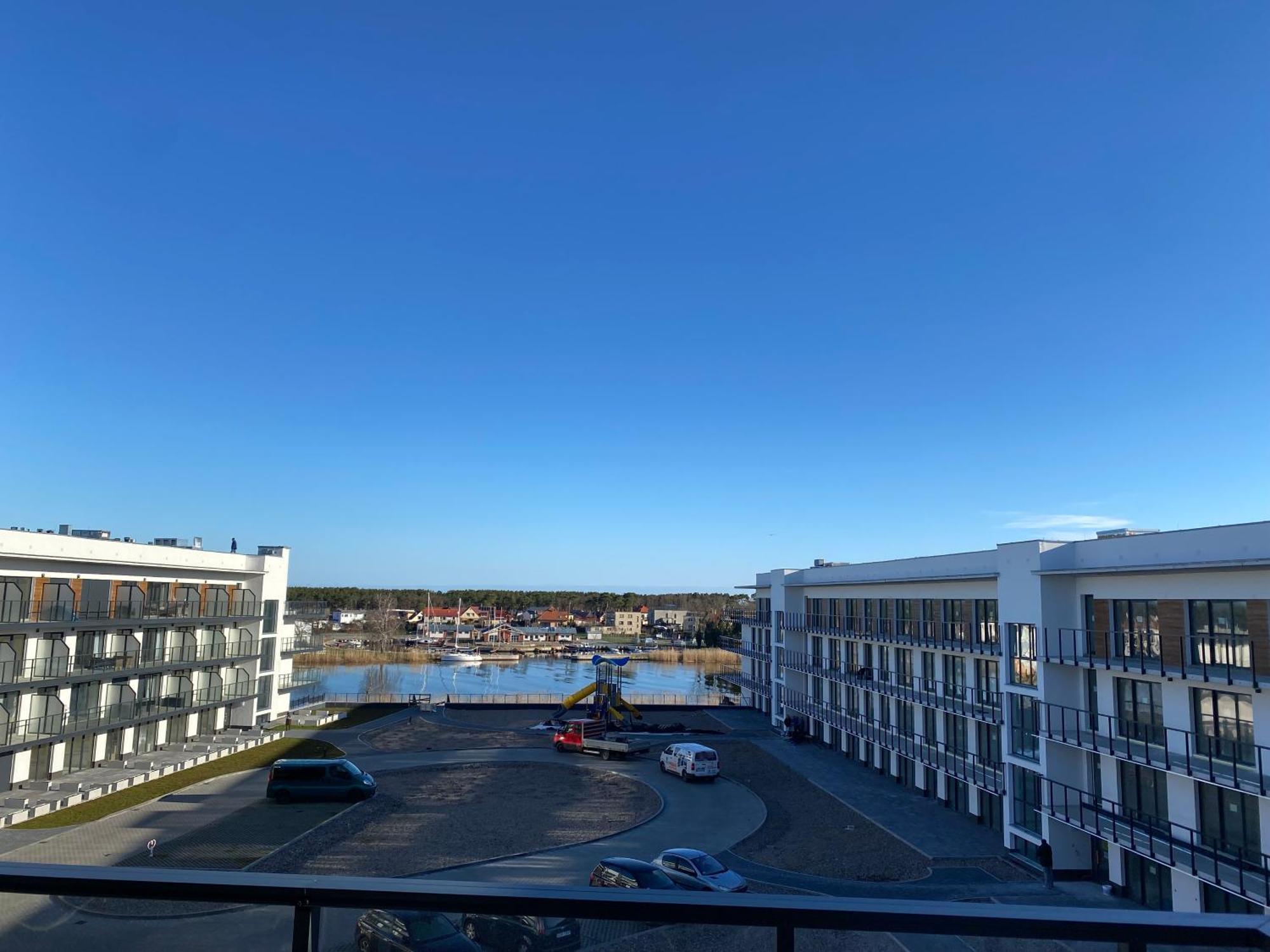 Blue Marina Apartment Dziwnow Exterior photo